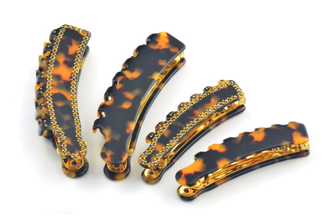 Banana hair clip handmade in France | MC Davidian, the 80s icon is back